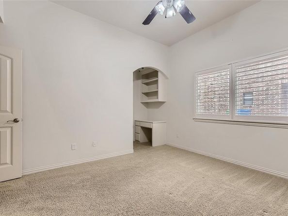 1124  Grant Avenue , Lantana Texas 76226