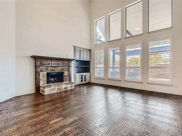 1124  Grant Avenue , Lantana Texas 76226