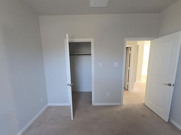 913 E Market Street , Northlake Texas 76247