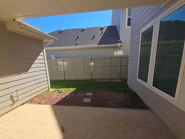 913 E Market Street , Northlake Texas 76247