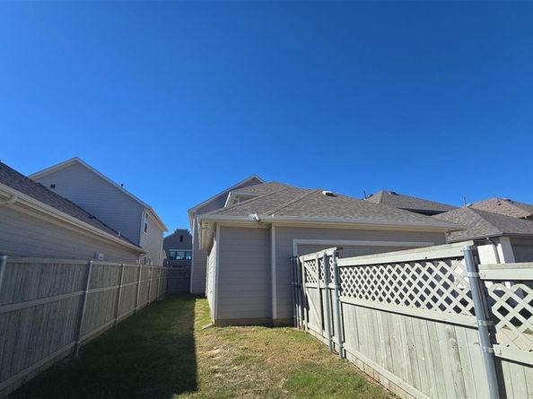 913 E Market Street , Northlake Texas 76247