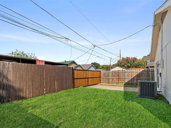 10331  Waterbury Drive , Dallas Texas 75217