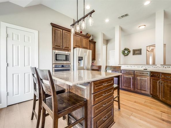 1815  Andover Lane , Corinth Texas 76210