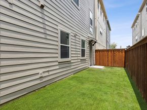 2468  Carmelita Street , Dallas Texas 75212