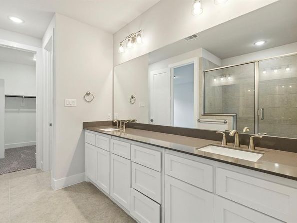 2468  Carmelita Street , Dallas Texas 75212