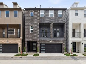 2468  Carmelita Street 