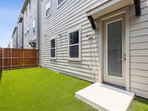 2468  Carmelita Street , Dallas Texas 75212