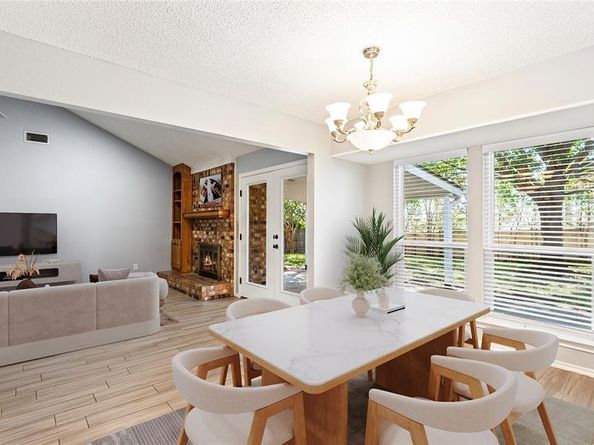 476  Meadowhill Drive , Benbrook Texas 76126