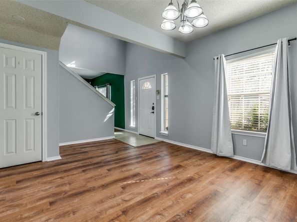 1209  Montclair Drive , Garland Texas 75040