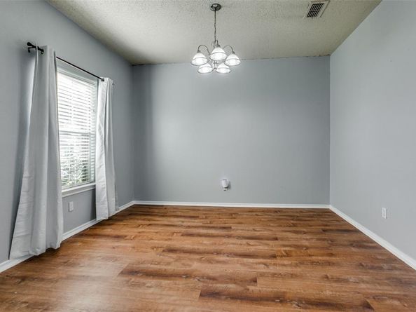 1209  Montclair Drive , Garland Texas 75040