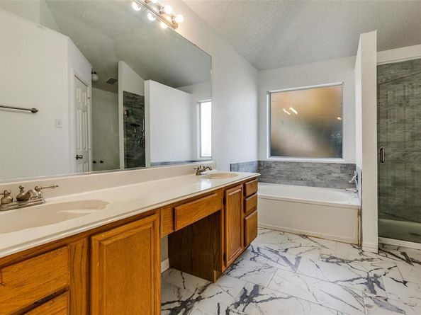 1209  Montclair Drive , Garland Texas 75040