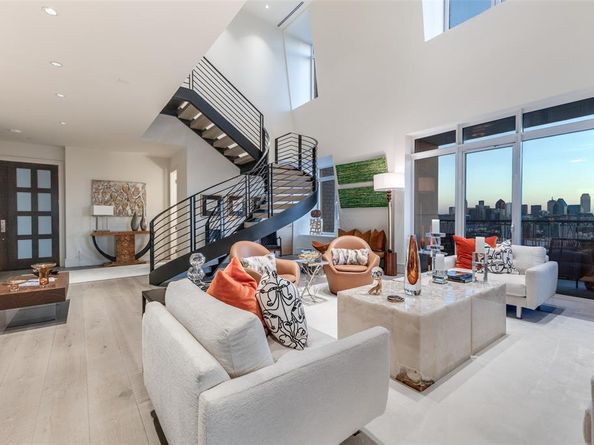 3505  Turtle Creek Boulevard  20E, Dallas Texas 75219