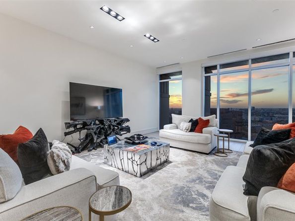 3505  Turtle Creek Boulevard  20E, Dallas Texas 75219