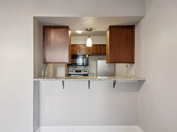 1503 N Garrett Avenue  111, Dallas Texas 75206