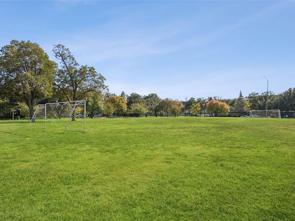 1503 N Garrett Avenue  111, Dallas Texas 75206