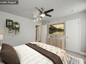 1503 N Garrett Avenue  111, Dallas Texas 75206