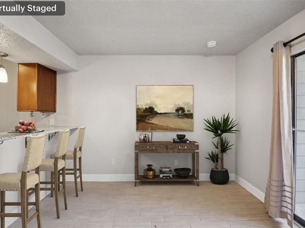 1503 N Garrett Avenue  111, Dallas Texas 75206