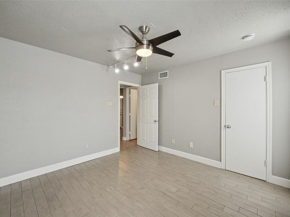 1503 N Garrett Avenue  111, Dallas Texas 75206