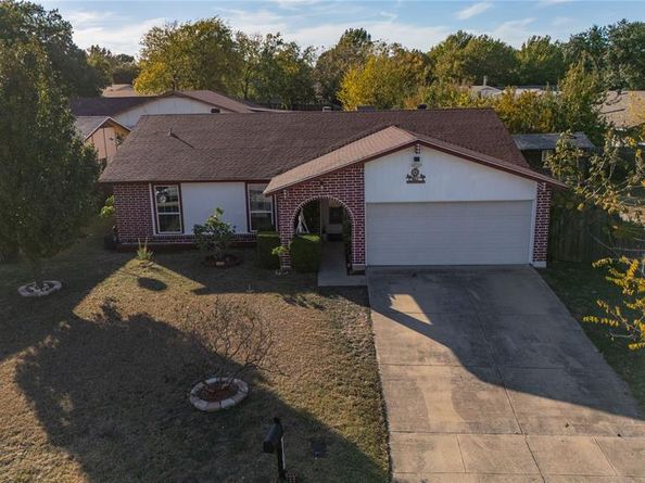 7108  Southridge Trail , Fort Worth Texas 76133