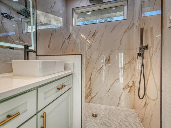 2370  San Marcus Avenue , Dallas Texas 75228