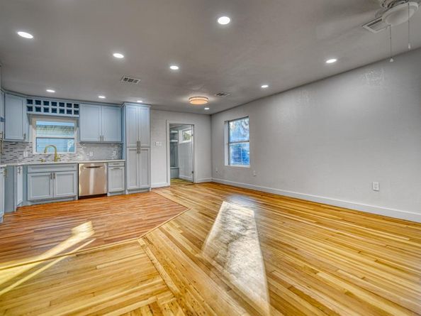 2370  San Marcus Avenue , Dallas Texas 75228