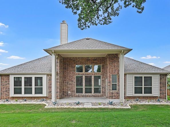 2204  Simpson Lane , Mansfield Texas 76063