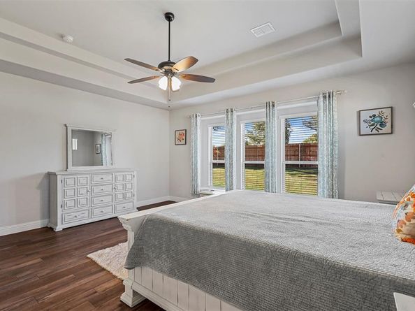 2204  Simpson Lane , Mansfield Texas 76063