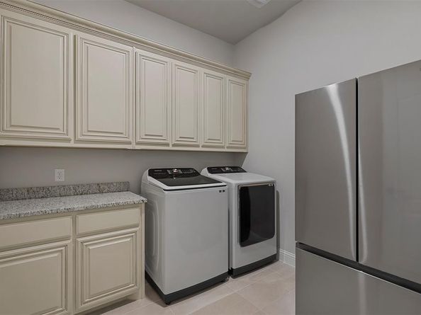 2204  Simpson Lane , Mansfield Texas 76063