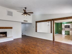 4102  Foxmoor Court , Arlington Texas 76016