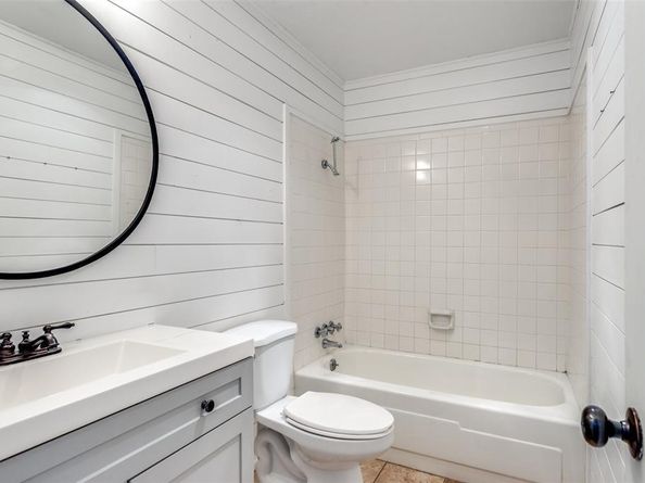 4102  Foxmoor Court , Arlington Texas 76016