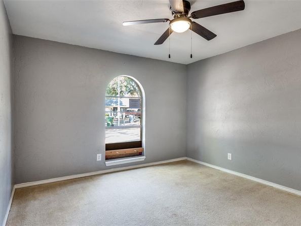 4102  Foxmoor Court , Arlington Texas 76016