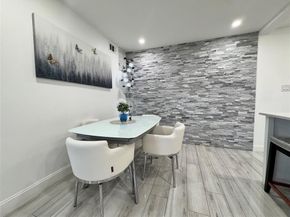 2814  Lineville Drive  102, Farmers Branch Texas 75234