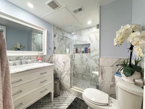 2814  Lineville Drive  102, Farmers Branch Texas 75234