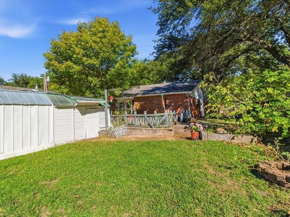 4333  Thicket Drive , Garland Texas 75043