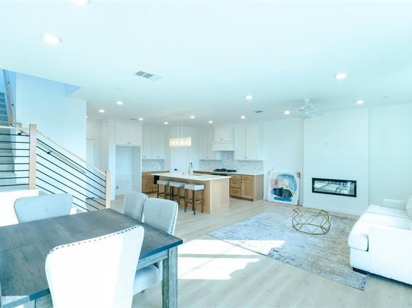 1248  Armstrong  , The Colony Texas 75056