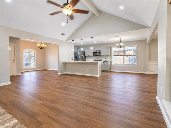 301  Morrison Court , Euless Texas 76039