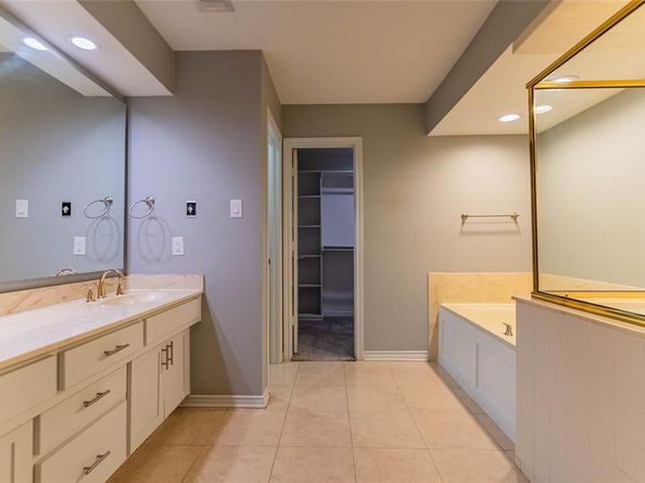 5919  Volunteer Place , Rockwall Texas 75032