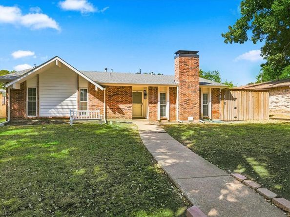 1405  Wind Cave Circle , Plano Texas 75023