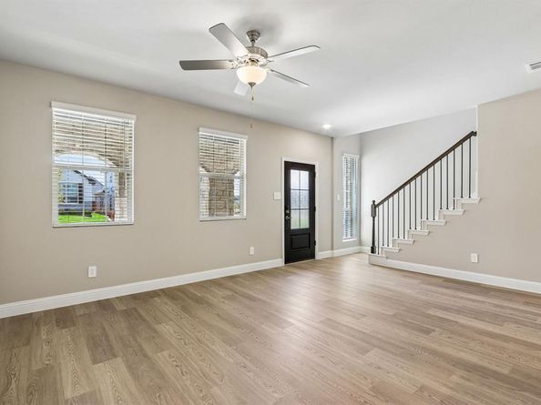 2717  Kobuk Drive , Corinth Texas 76210