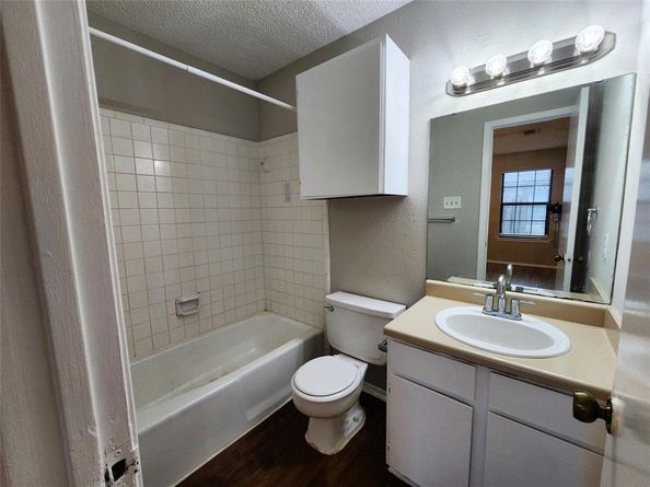 5005  Geddes Avenue , Fort Worth Texas 76107