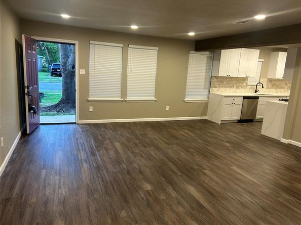 10312  Desdemona Drive , Dallas Texas 75228