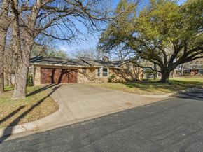 1760  Acorn Lane , Hurst Texas 76054
