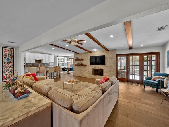 3796  Vinecrest Drive , Dallas Texas 75229