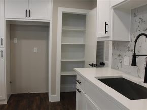 429  Stroud Lane , Garland Texas 75043