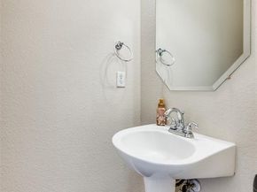 2737  Los Alamos Trail , Fort Worth Texas 76131