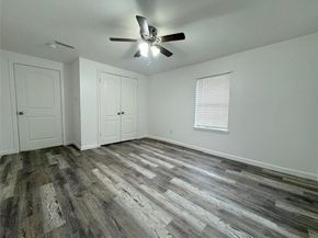 2800  Walker Street , Fort Worth Texas 76105