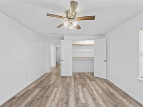 2800  Walker Street , Fort Worth Texas 76105