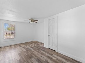 2800  Walker Street , Fort Worth Texas 76105