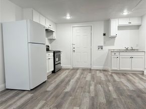 2800  Walker Street , Fort Worth Texas 76105