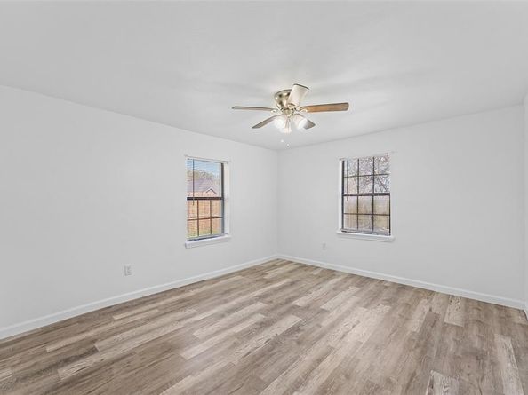 2800  Walker Street , Fort Worth Texas 76105